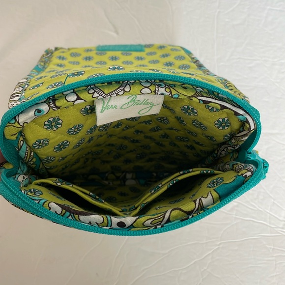 Vera Bradley retired peacock pattern crossbody purse in turquoise & yellow/green - Picture 9 of 16